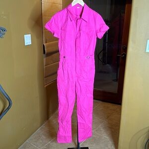 GOOD WEAR CLUB Hot Pink Collared Short Sleeve Jumpsuit Size Small